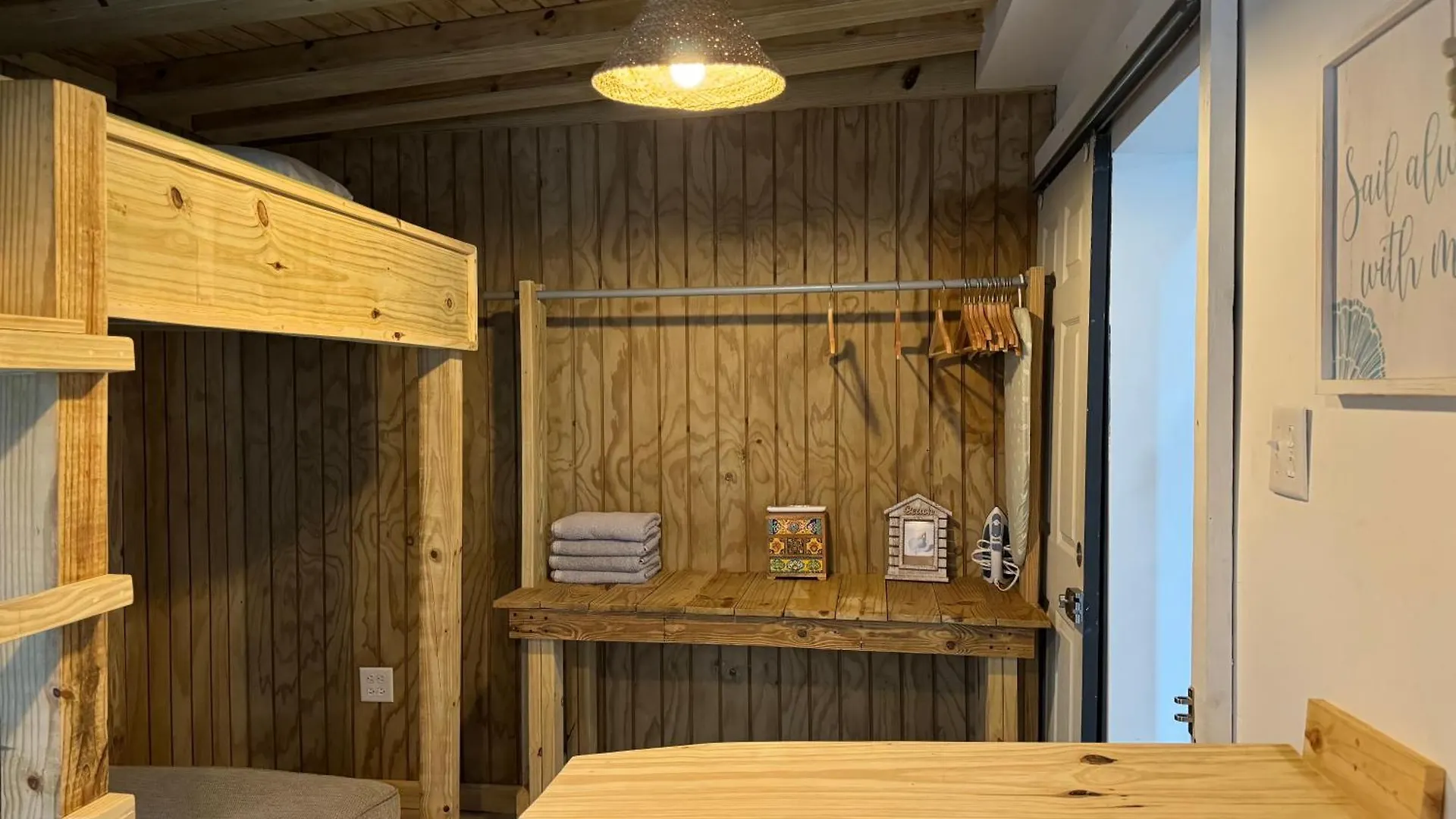 Vss Beach House - A Beachfront Paradise In Arecibo