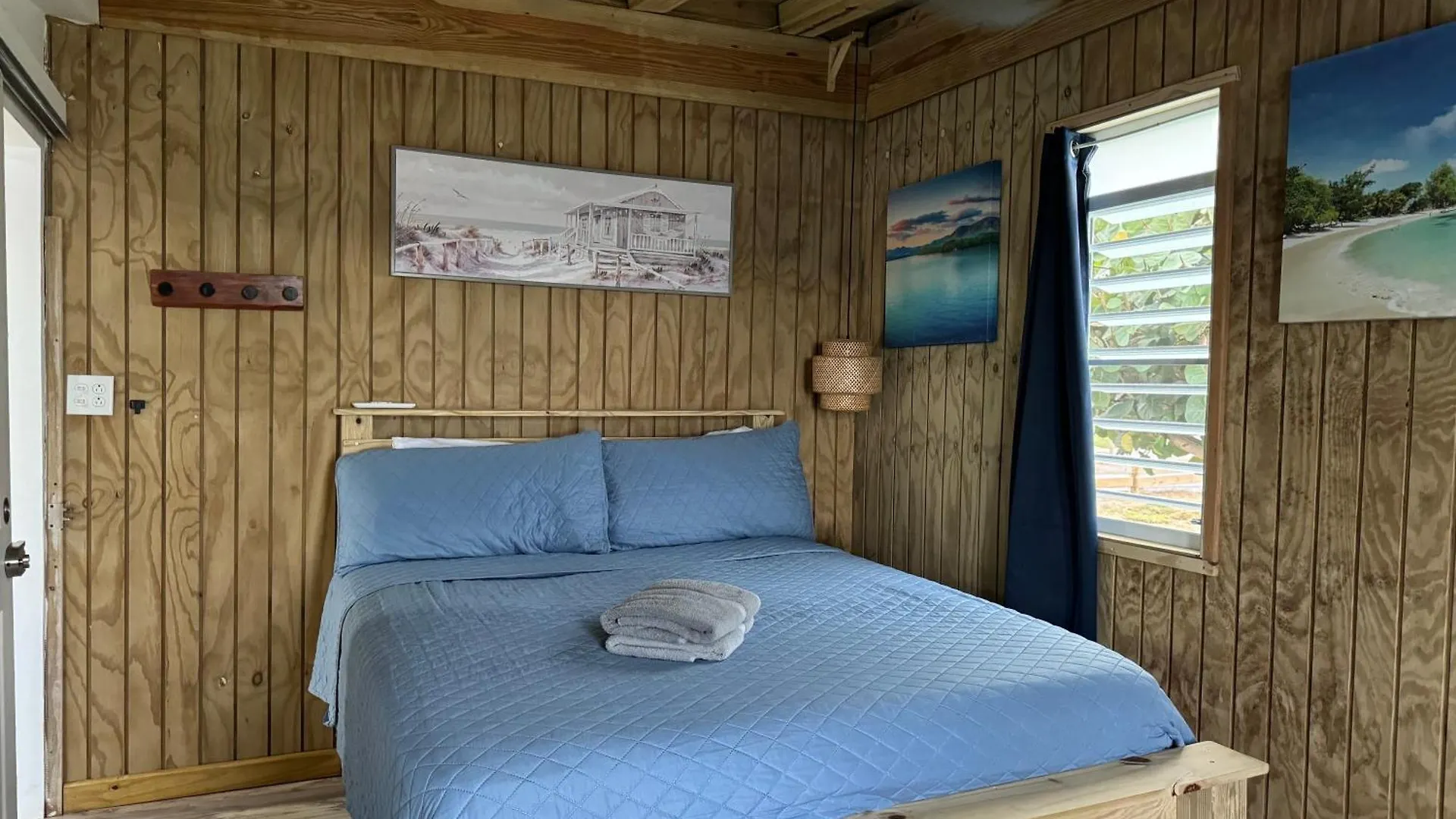 Vss Beach House - A Beachfront Paradise In Arecibo 0*,