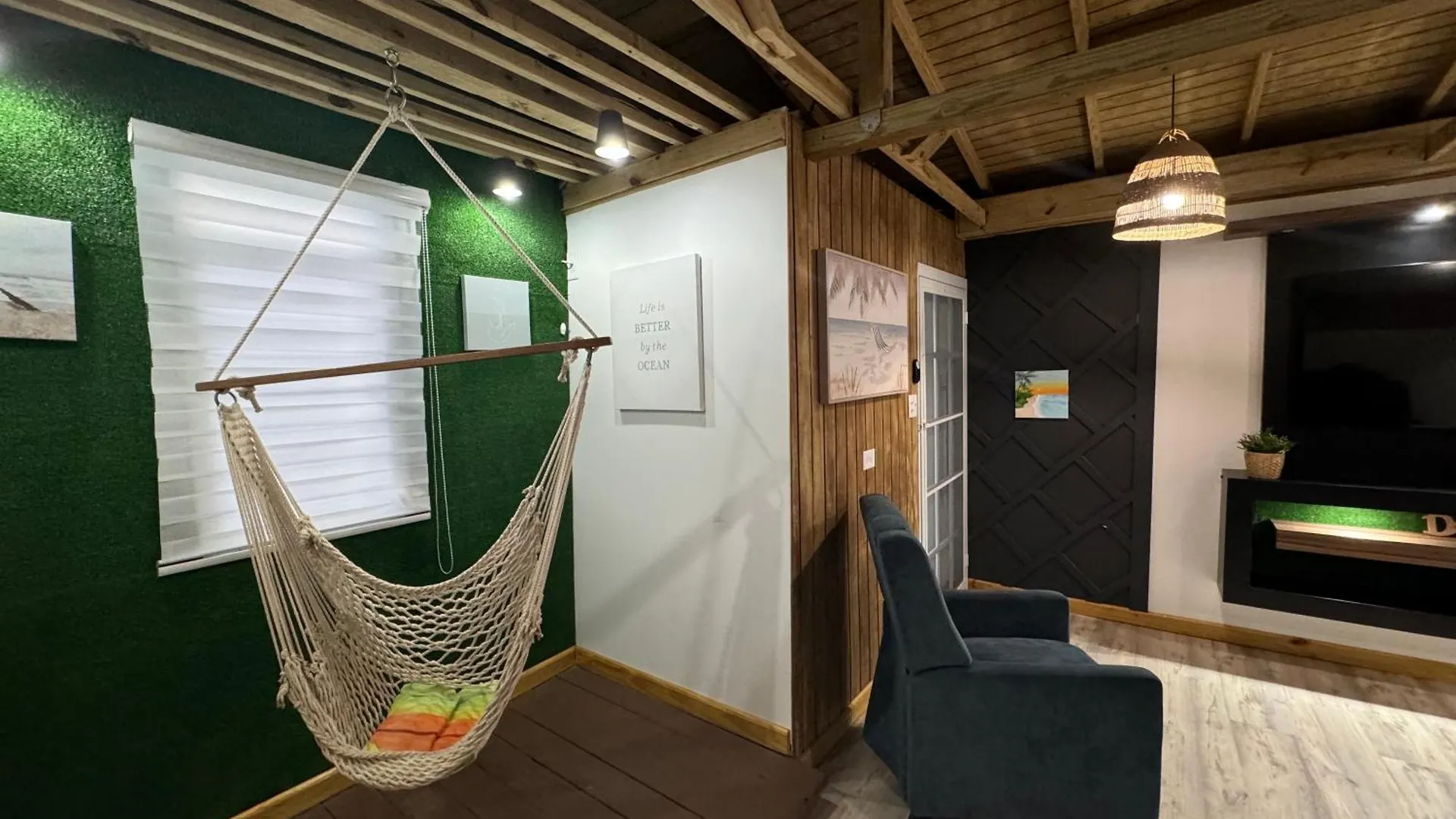 Vss Beach House - A Beachfront Paradise In Arecibo Hébergement de vacances